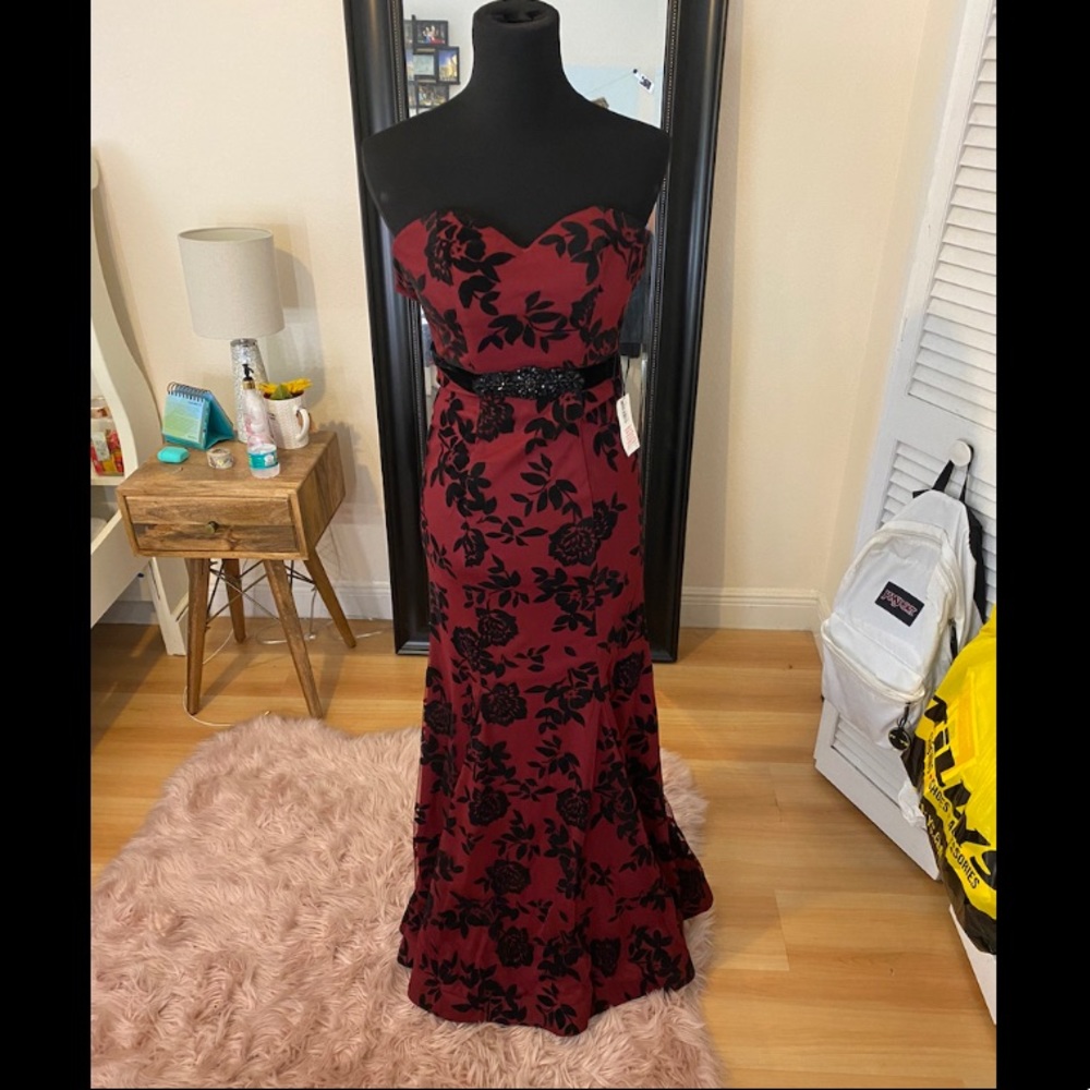 Elegant dress